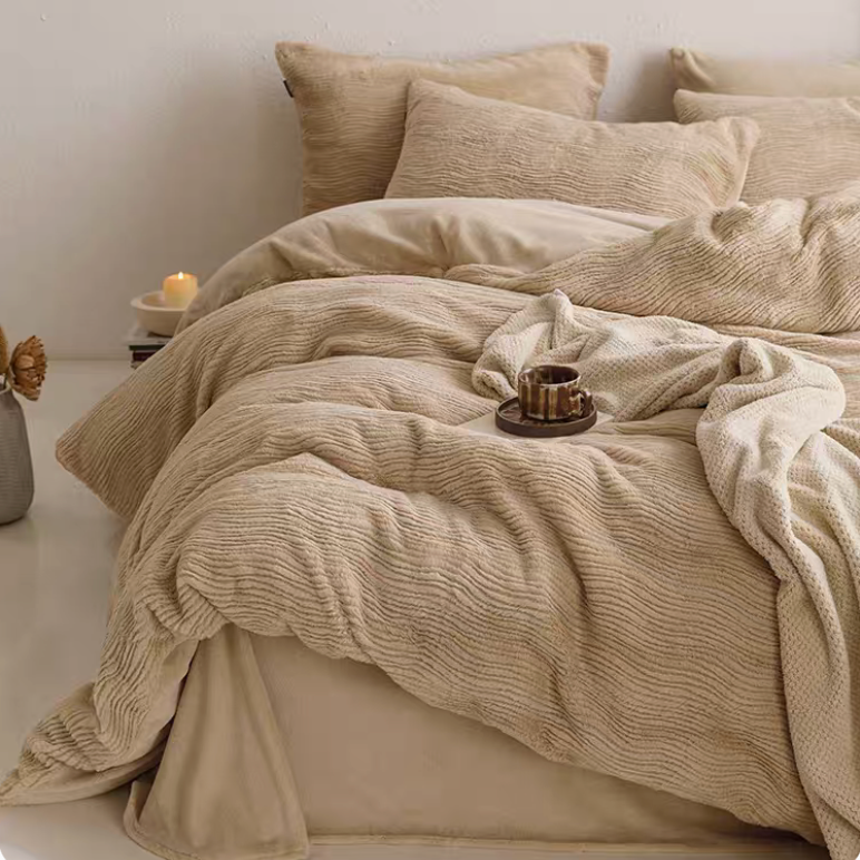 Luxe Fur Duvet Cover, Sheet & Sham Set