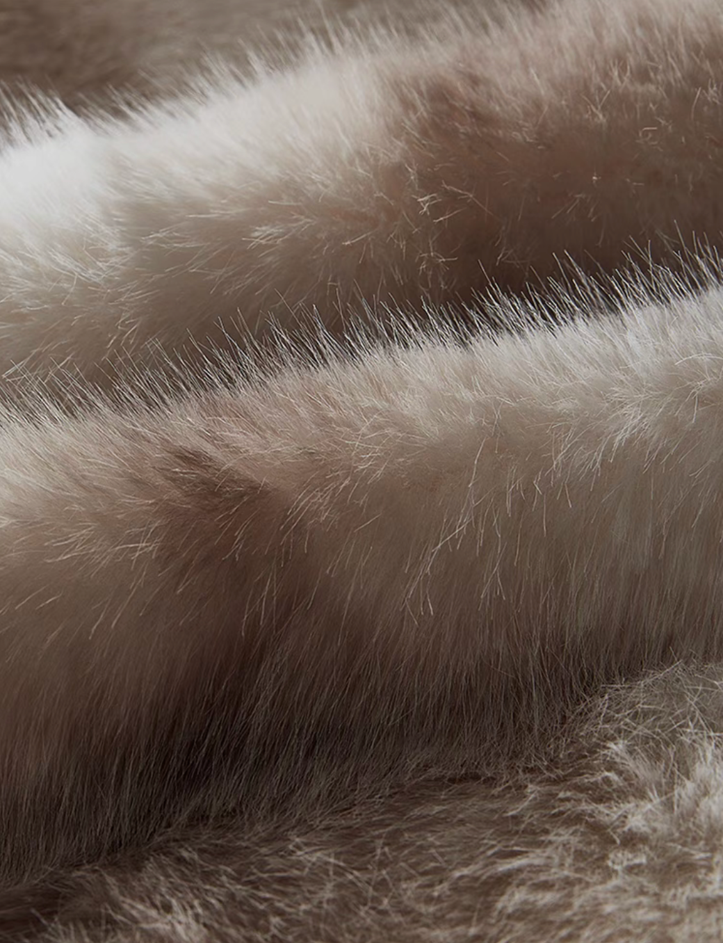 Luxury Arctic Faux Fur Throw Blanket