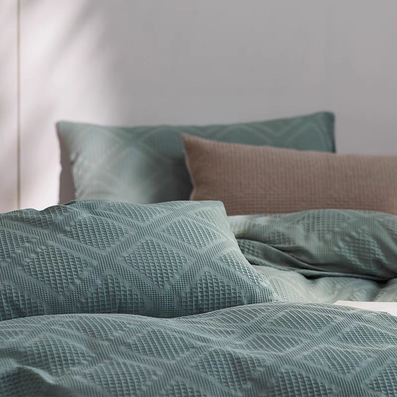 Waffle Weave Jacquard Duvet Cover & Sheet Set – Organic Cotton