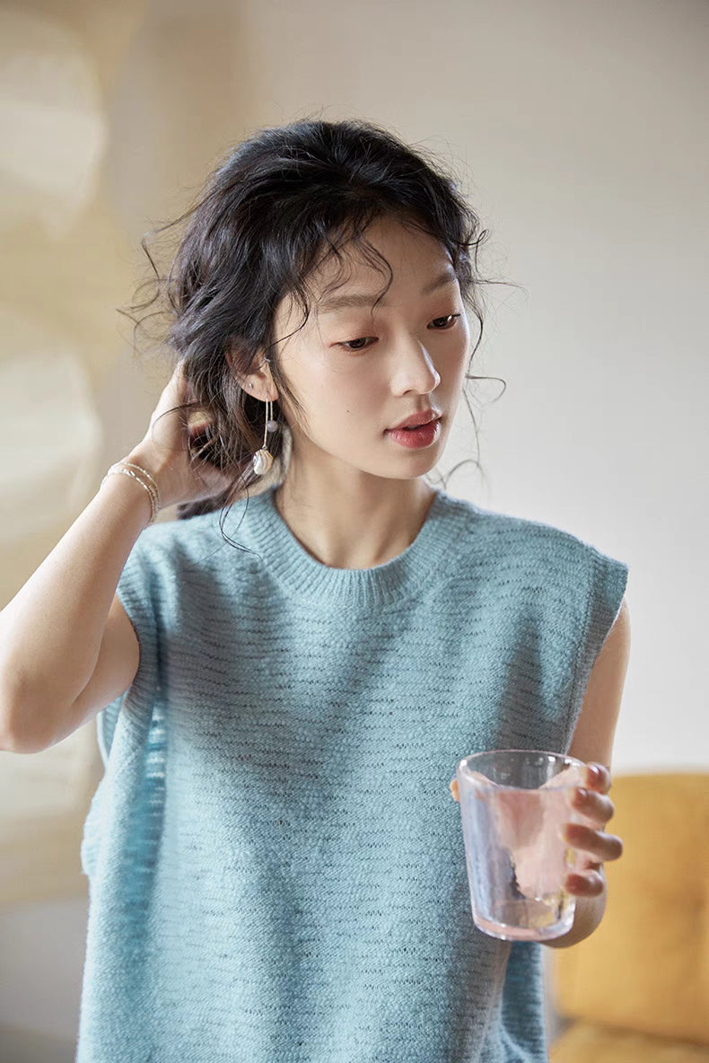 Serene Textured Sleeveless Knit Vest