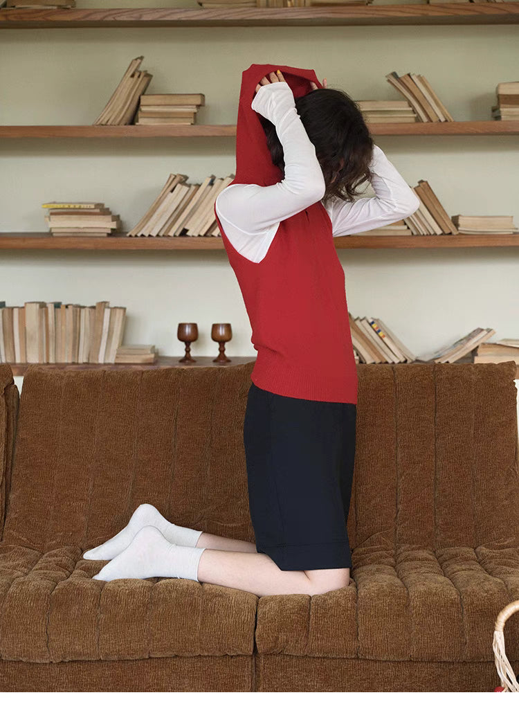 Cozy Sleeveless Pullover Sweater