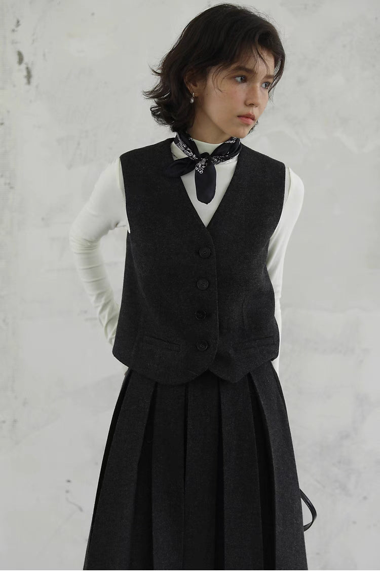 Elegant Tailored Vest & Pleated Skirt Set