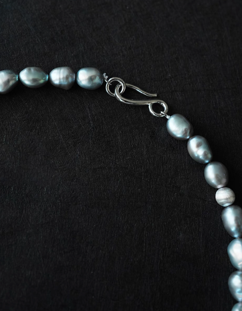 Grey Pearl Silver Necklace clasp detail showing silver hook closure and pearl connection