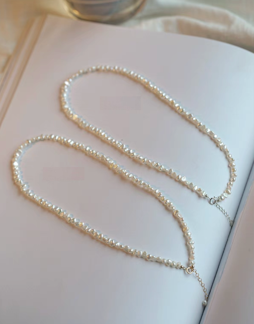 Elegant Irregular Freshwater Pearl Necklace