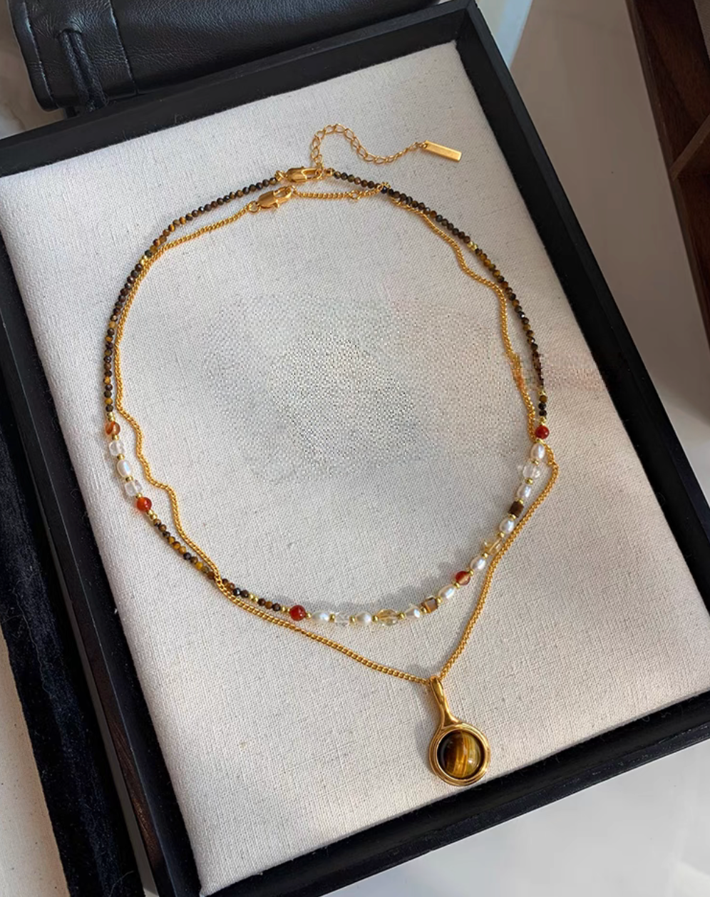 Elegant Pearl and Tiger Eye Necklace Set