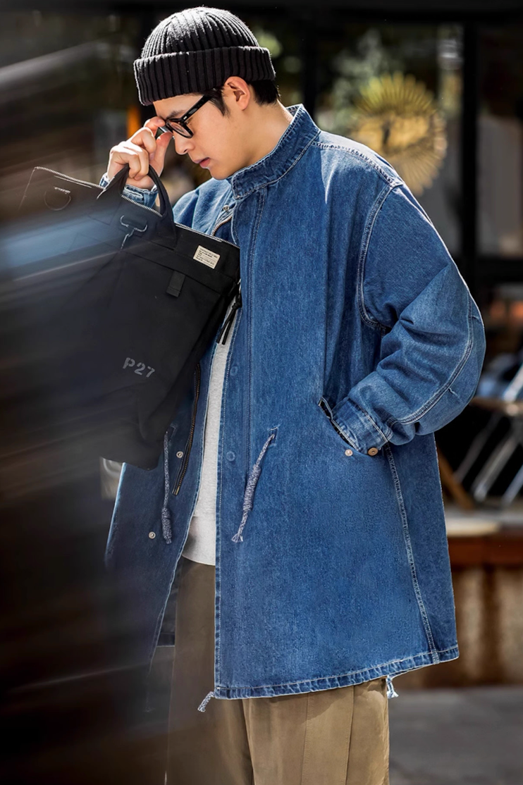 Casual streetwear look with denim M-65 parka and tote bag