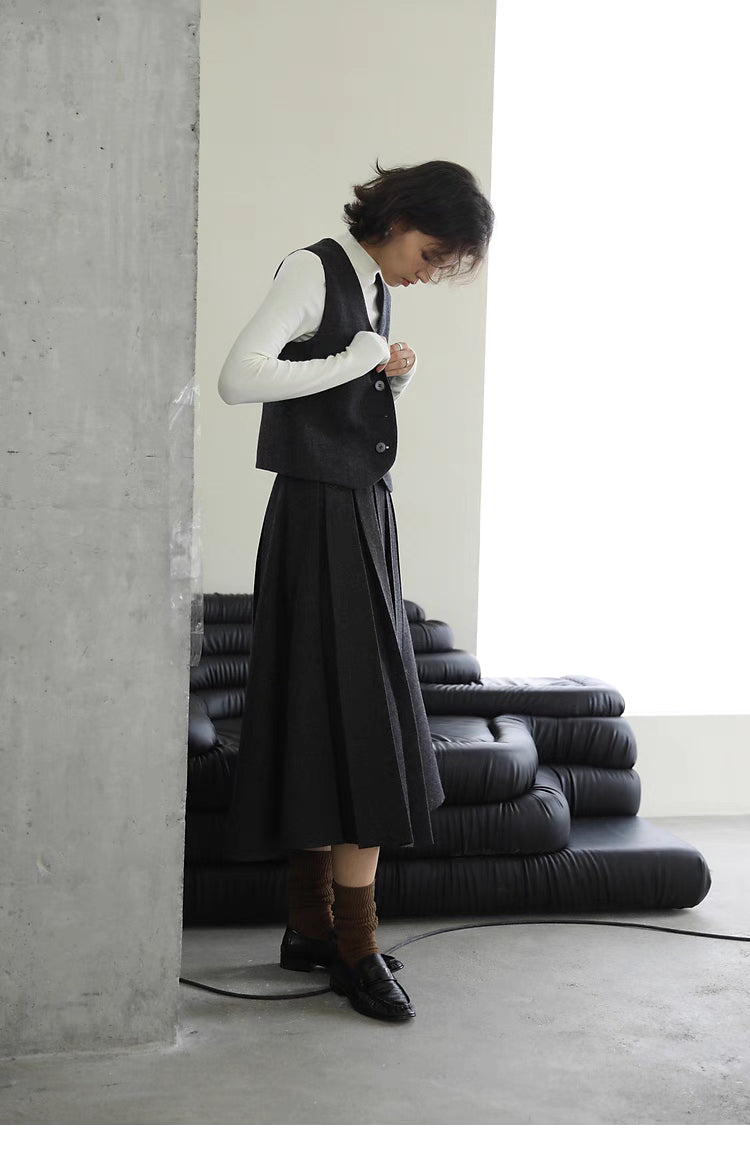Elegant Tailored Vest &amp; Pleated Skirt Set