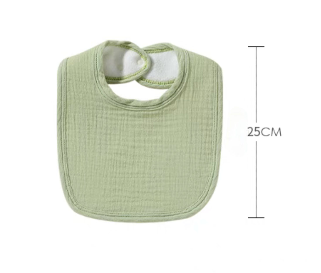 Green baby cotton gauze bib with size measurement display showing 25 cm length