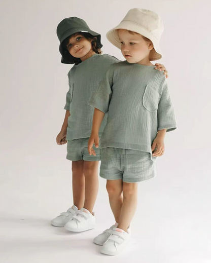 Kids wearing army green gauze cotton baby set soft breathable short sleeve tee and shorts casual summer wear