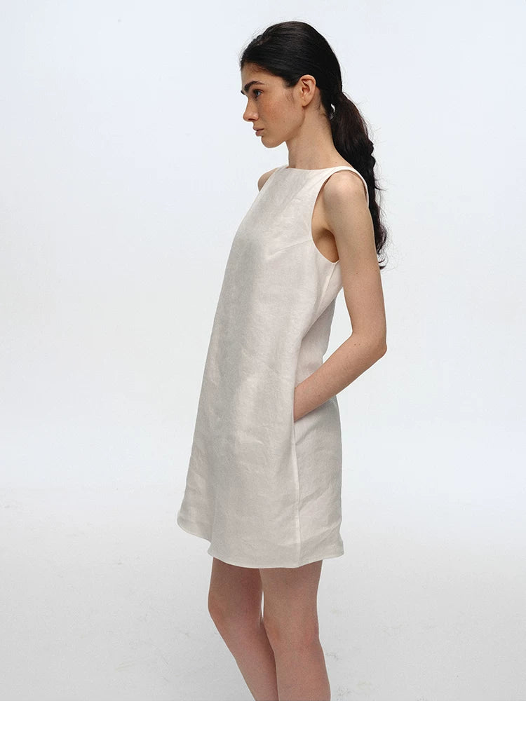 Ivory linen boatneck shift dress, side profile view