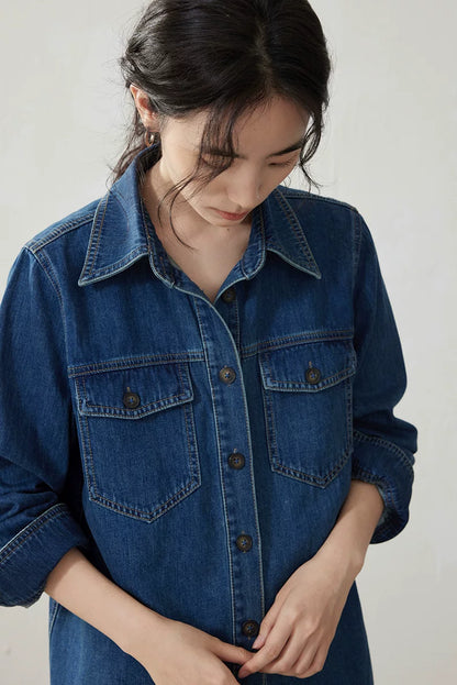Close-up of a medium blue denim shirt&