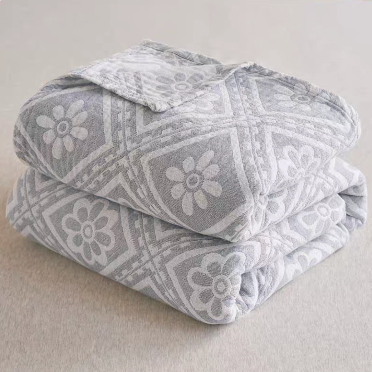 Nature Cotton Quilt Light Gray Chrysanthemum folded breathable cotton gauze jacquard quilt
